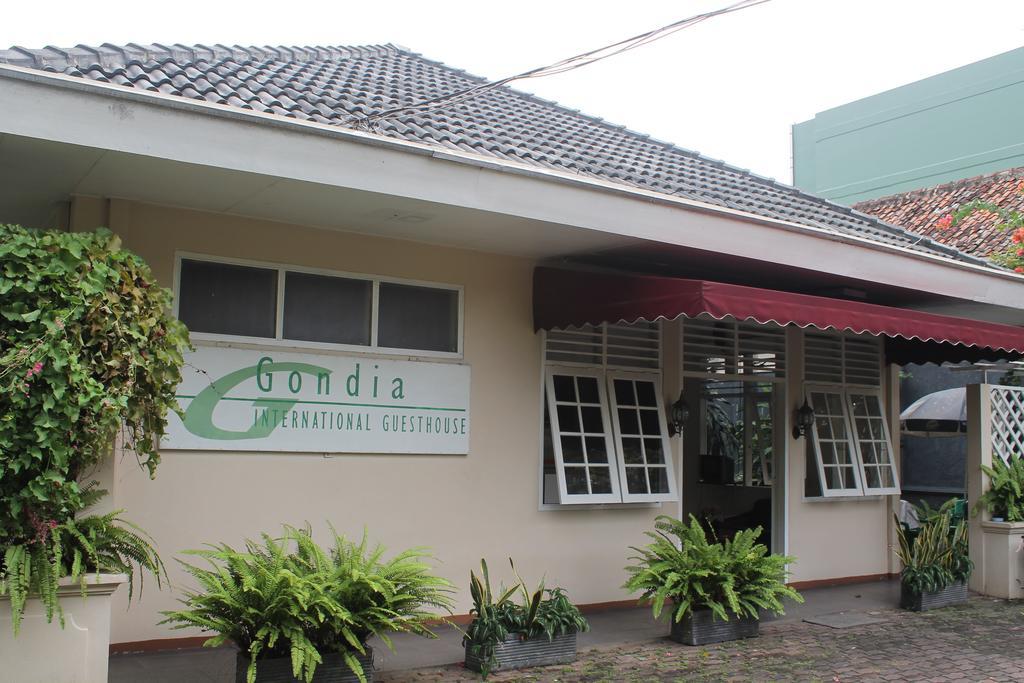 Gondia Guesthouse Jakarta Exterior foto