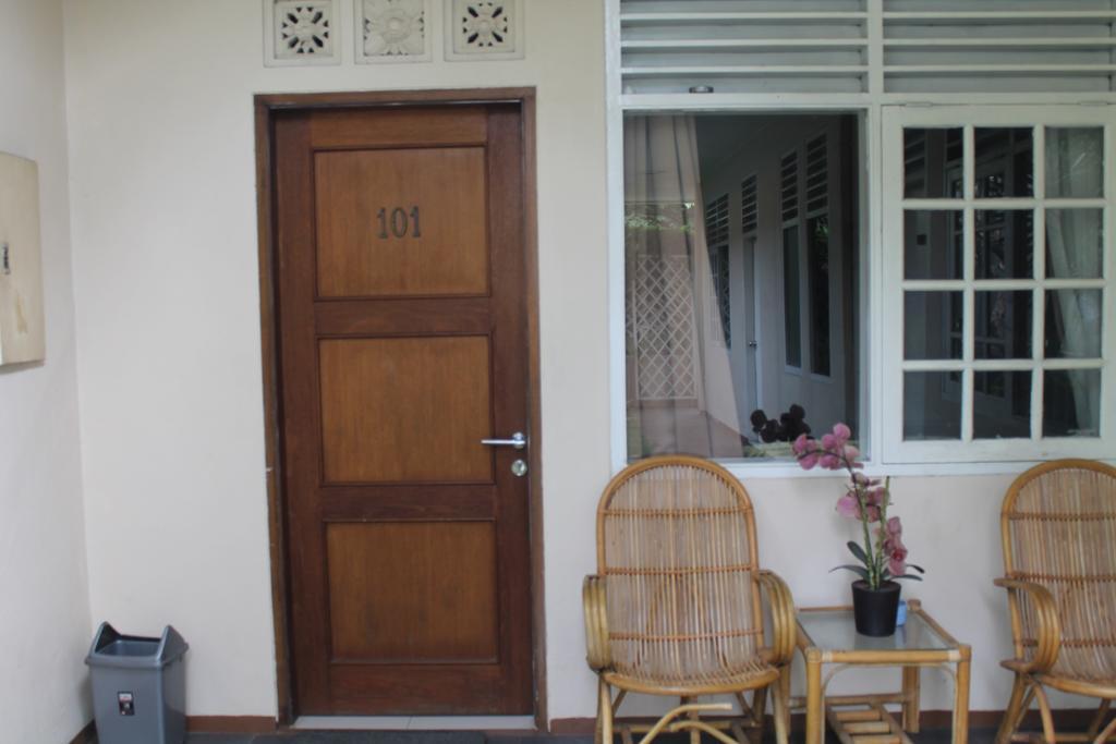 Gondia Guesthouse Jakarta Zimmer foto